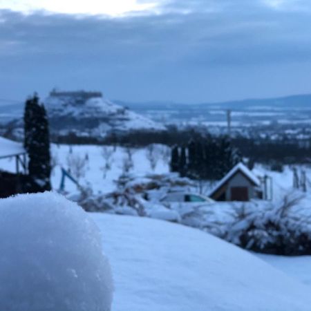 Отель Judit Vendeghaz Suemeg Экстерьер фото